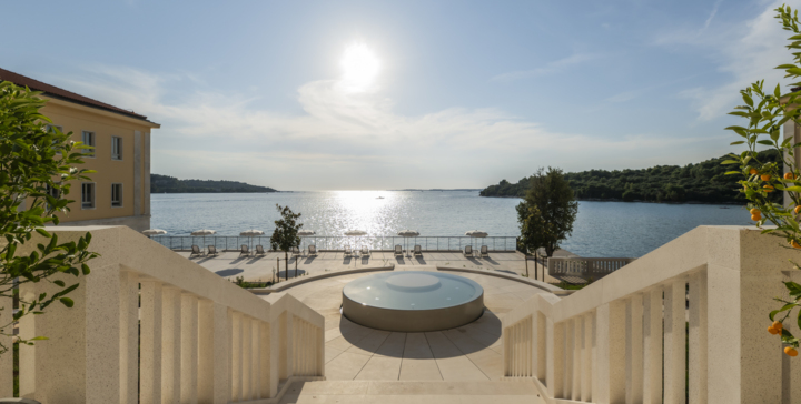 Get Exclusive Perks by Booking Directly with Us !